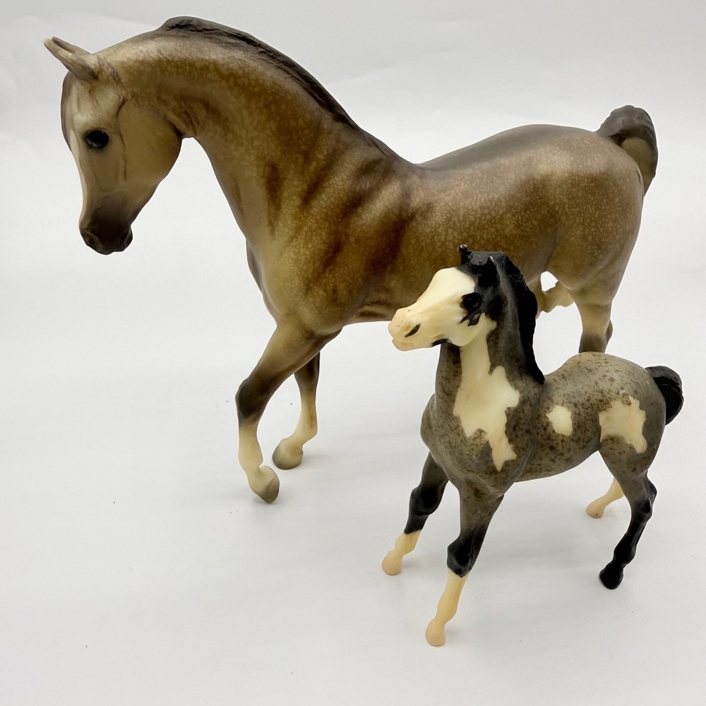 Breyer Traditional Proud Arabian Mare and Foal Set Dapple Grey Pinto Horse